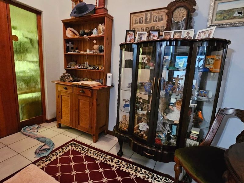INCOME-GENERATING PROPERTY WITH MULTIPLE RENTAL OPPORTUNITIES! - Photo 6