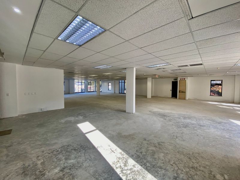P-Grade Office Available In Lynnwood - Photo 6