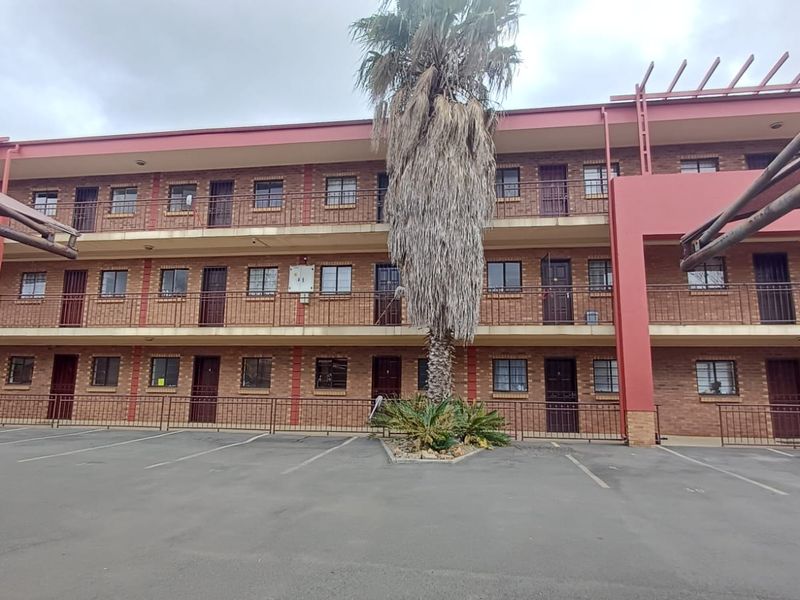 1 Bedroom Apartment / Flat for Sale in Kempton Park Central - Photo 1
