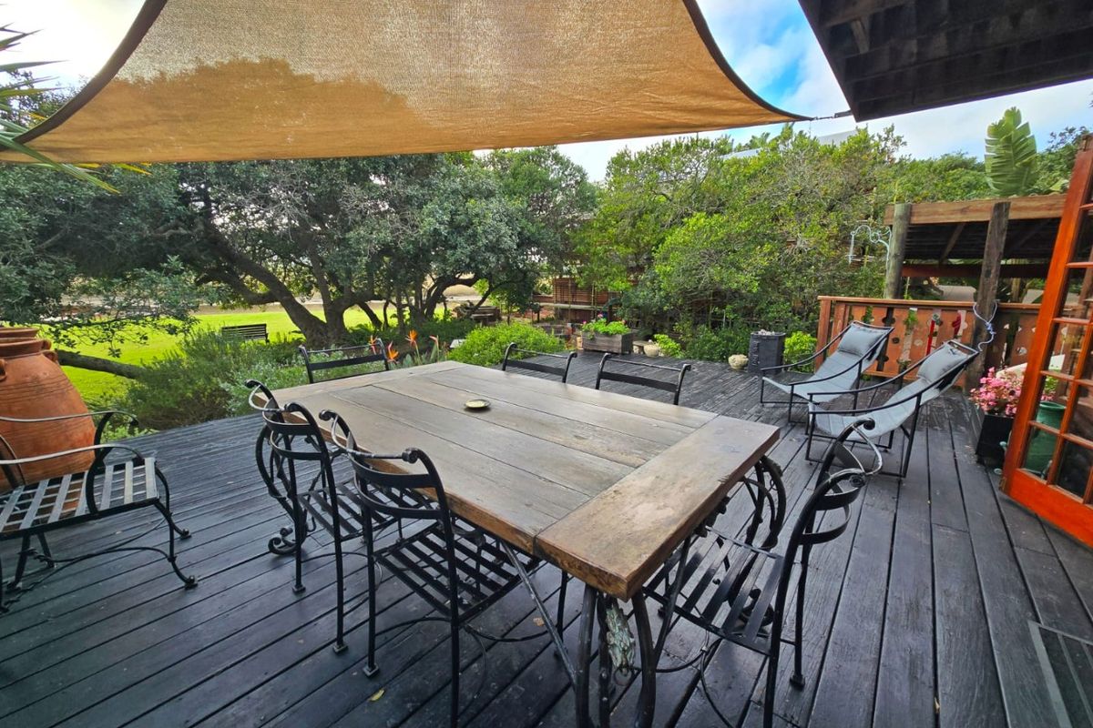 Secure Riverfront home in a lifestyle Resort in Wilderness for sale - Photo 5