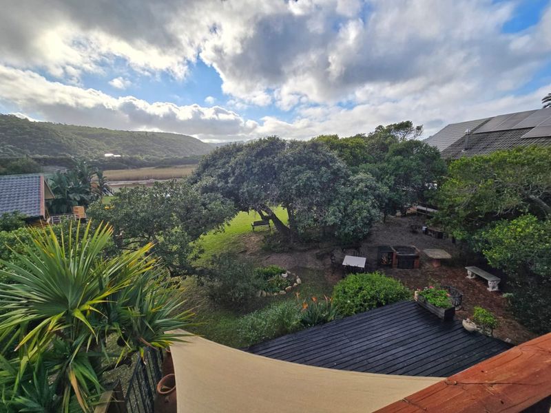 Secure Riverfront home in a lifestyle Resort in Wilderness for sale - Photo 2