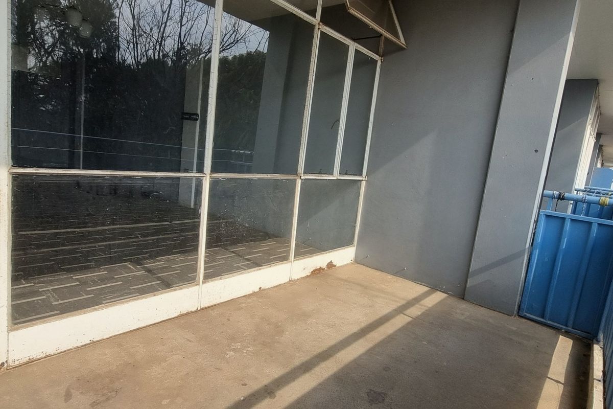 Two bedroom apartment on the second floor with balcony - Photo 5