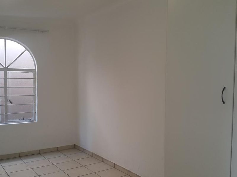 Cottage available in Edenvale - Photo 5