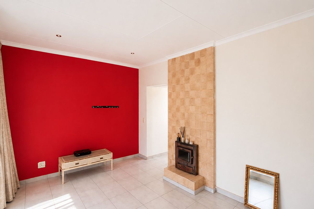 Charming Family Home in the Heart of Mindalore, Krugersdorp - Photo 4