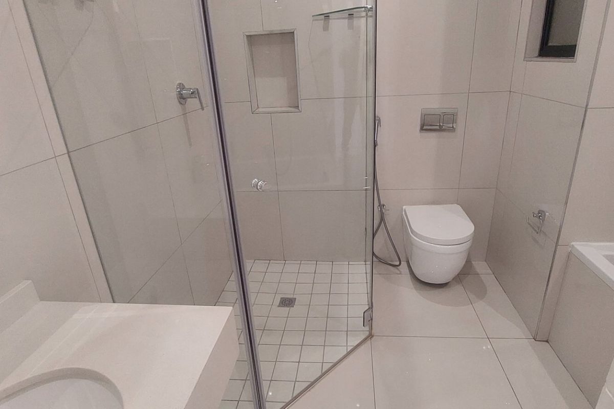 Modern 2 Bed Flat in Durban North - Photo 4