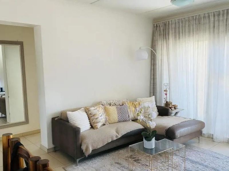 3 bedroom 2 bathroom modern apartment  - Photo 7