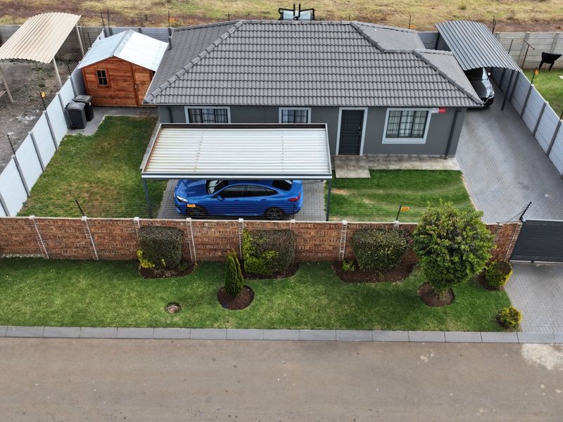 Spacious Sky City Home with Secure Driveway Appeal - Photo 2
