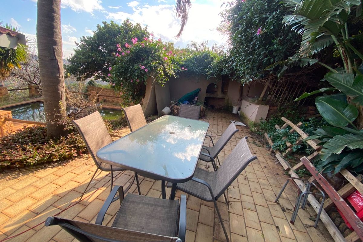 WAKE UP TO BREATHTAKING PANORAMIC VIEWS EVERY DAY - Photo 4
