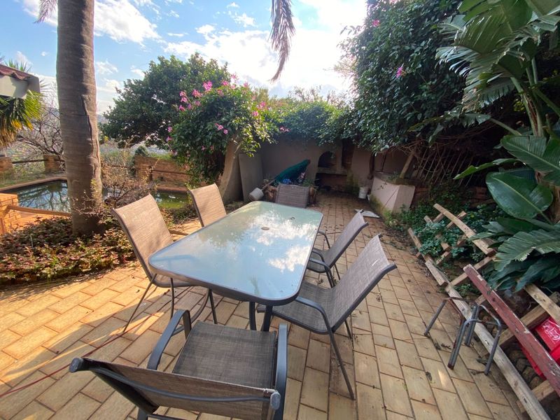 WAKE UP TO BREATHTAKING PANORAMIC VIEWS EVERY DAY - Photo 4