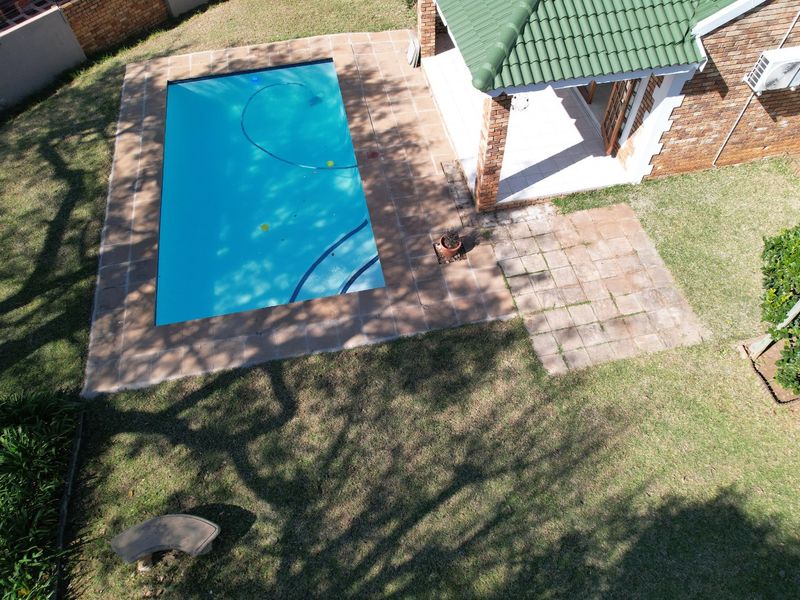 NEWLY RENOVATED FAMILY HOME – MOVE-IN READY WITH EXCEPTIONAL PARKING AND ENTERTAINMENT FEATURES - Photo 5