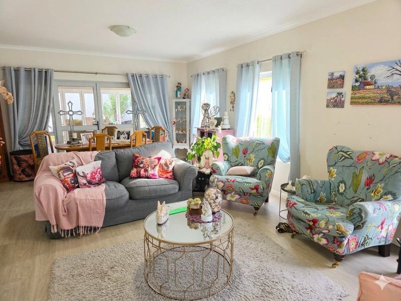 Sought-after Avalon Estate 3 bed home to let - Photo 8