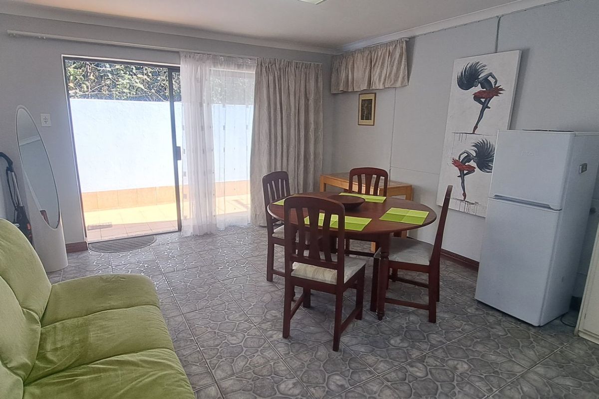 Charming and well-maintained furnished cottage.  - Photo 4