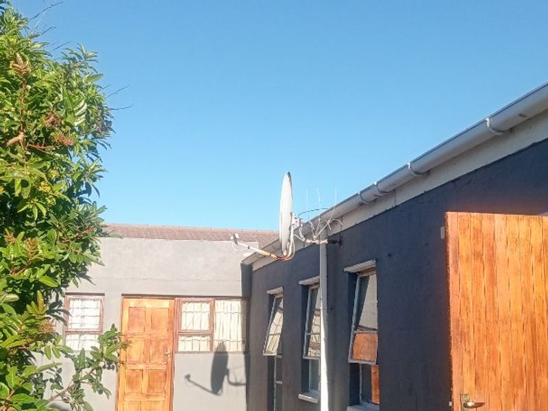 Lovely 3 Bedrooms in Eastridge - Photo 4