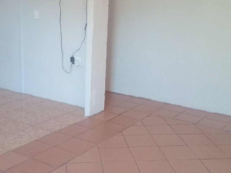 Lovely 3 Bedrooms in Eastridge - Photo 6