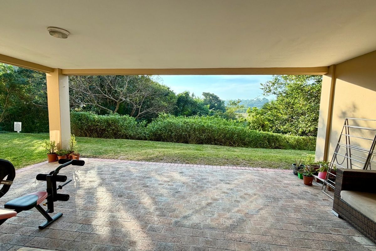 Stylish Estate Living With Beautiful Garden Views And Exceptional Lifestyle Amenities - Photo 5