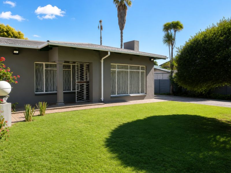 Family Friendly Northmead Home with Granny Flat - Photo 1