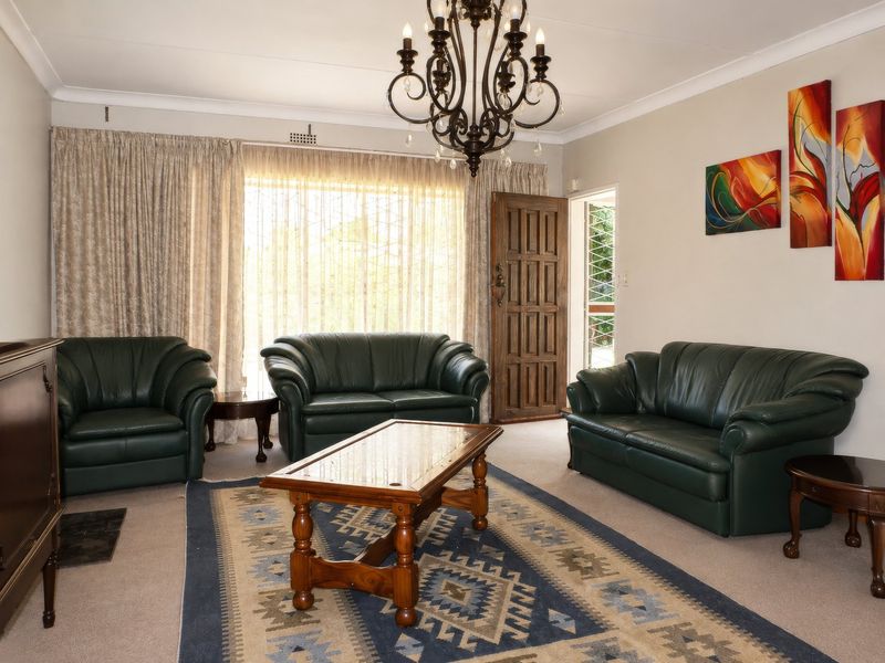 Family Friendly Northmead Home with Granny Flat - Photo 4