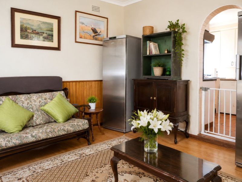 Family Friendly Northmead Home with Granny Flat - Photo 9