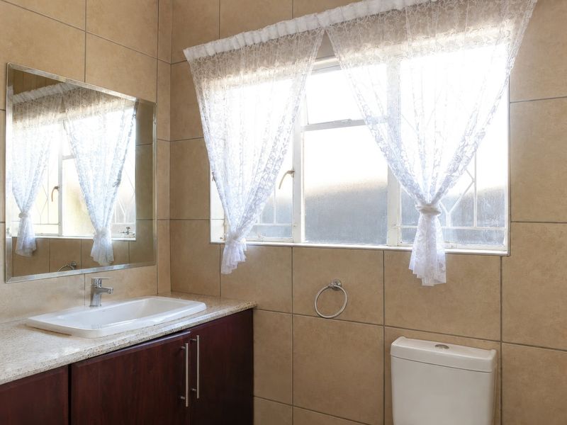 Family Friendly Northmead Home with Granny Flat - Photo 8