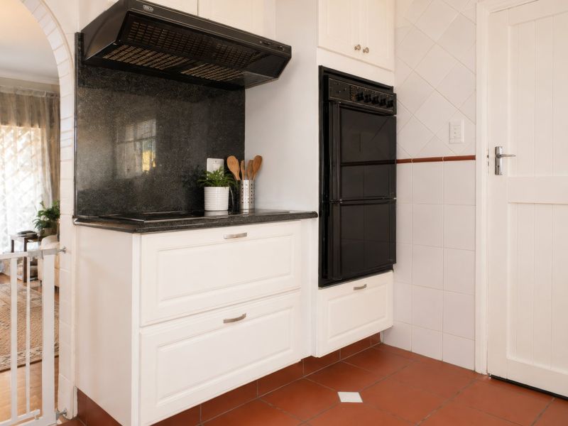 Family Friendly Northmead Home with Granny Flat - Photo 7
