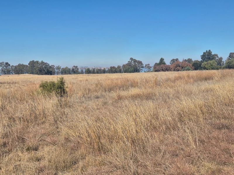 Spectacular Dam and Mountain View Retreat - Photo 3