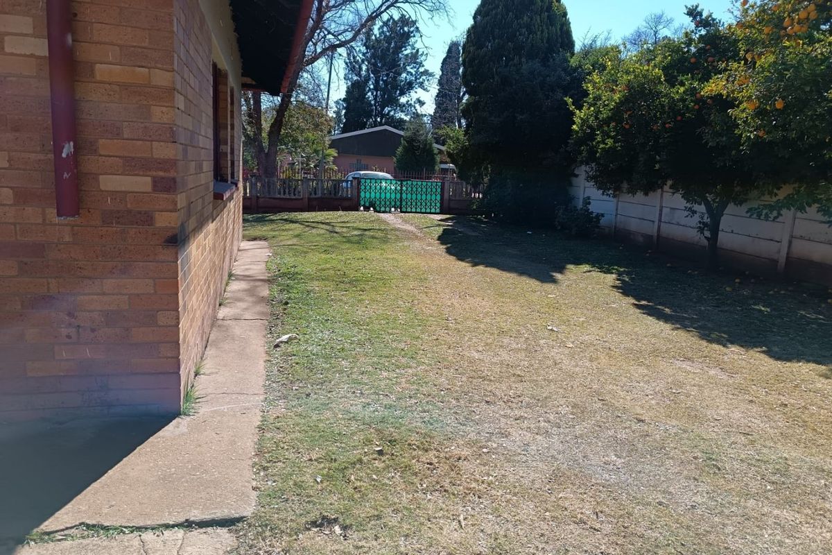 3 Bedroom House for sale in Stilfontein - Photo 3