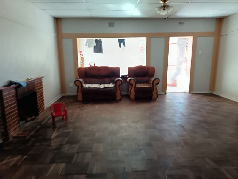 3 Bedroom House for sale in Stilfontein - Photo 8