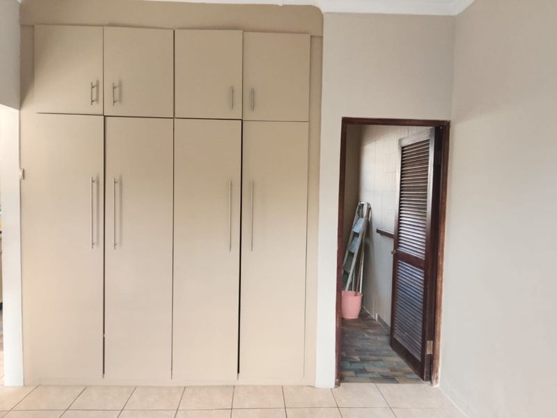 1 Bedroom Apartment in Simmerfield Germiston - Photo 10
