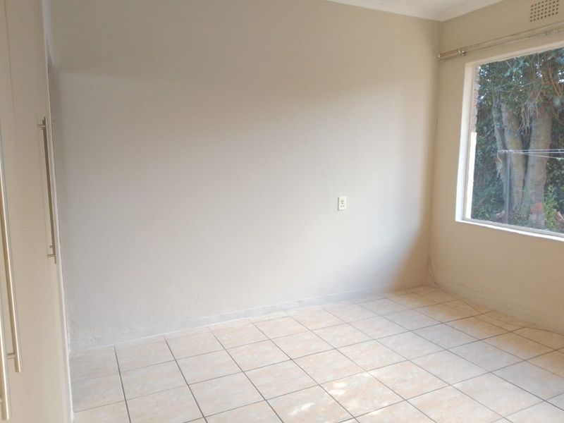 1 Bedroom Apartment in Simmerfield Germiston - Photo 9