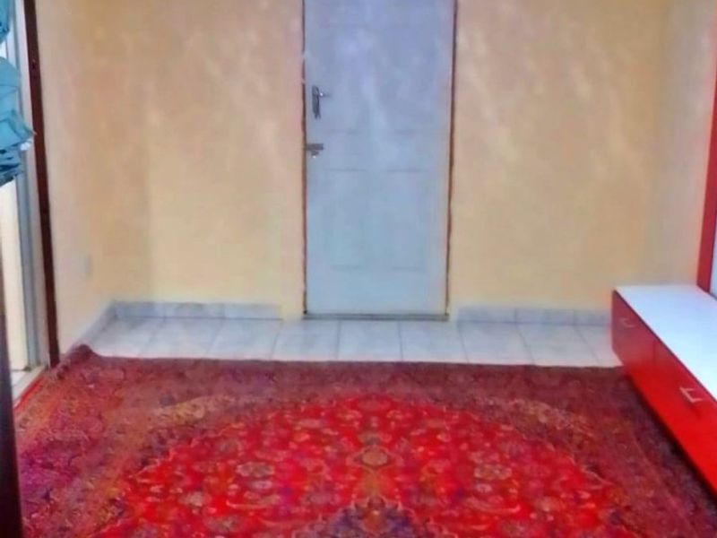 2 bedroom 1 bathroom cottage to rent - Photo 2