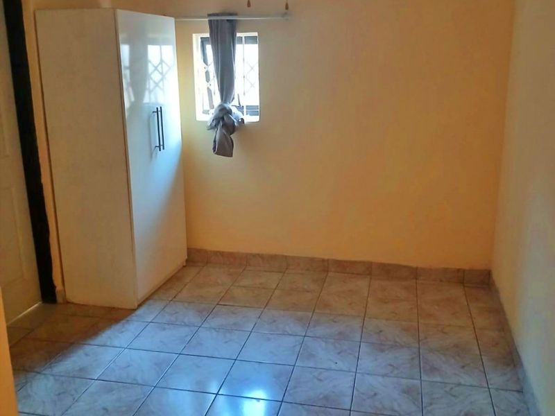 2 bedroom 1 bathroom cottage to rent - Photo 4