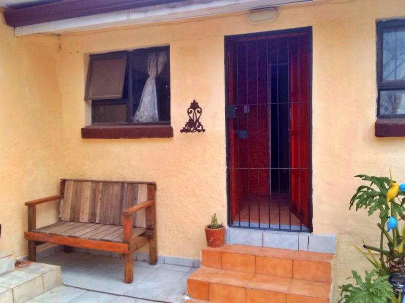 2 bedroom 1 bathroom cottage to rent - Photo 1