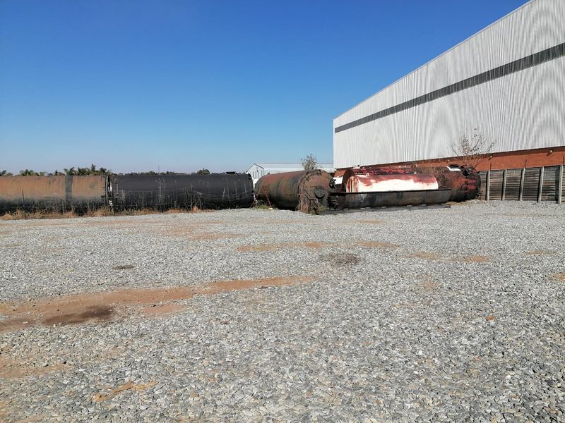 4000 SQUARE METERS INDUSTRIAL VACANT LAND BUSINESS PROPERTY FOR RENTAL - Photo 2