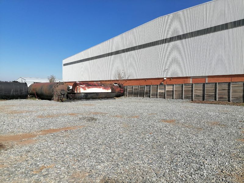 4000 SQUARE METERS INDUSTRIAL VACANT LAND BUSINESS PROPERTY FOR RENTAL - Photo 3