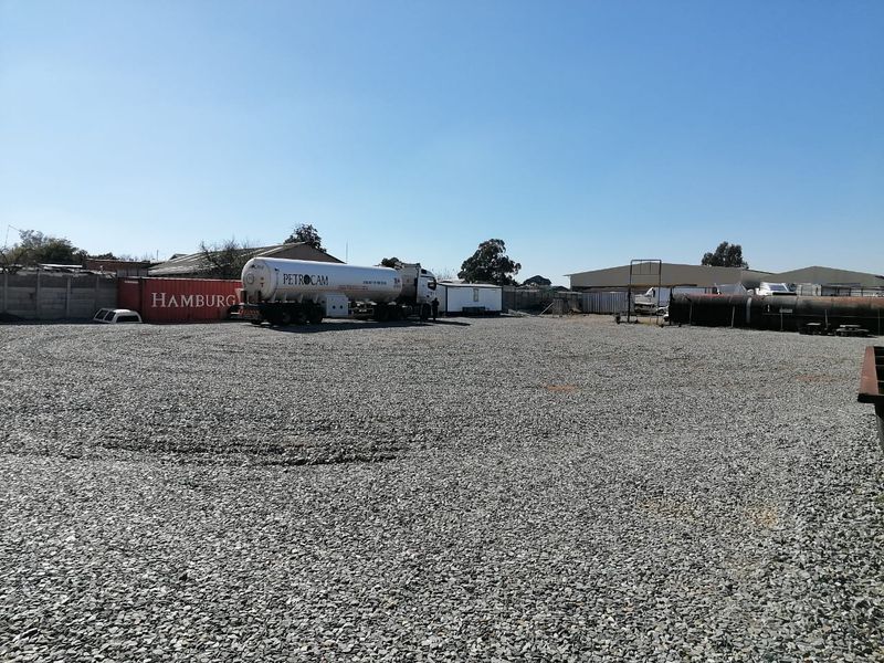 4000 SQUARE METERS INDUSTRIAL VACANT LAND BUSINESS PROPERTY FOR RENTAL - Photo 1