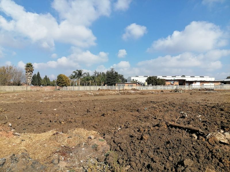 2000 SQUARE METERS INDUSTRIAL VACANT LAND BUSINESS PROPERTY FOR RENTAL - Photo 1