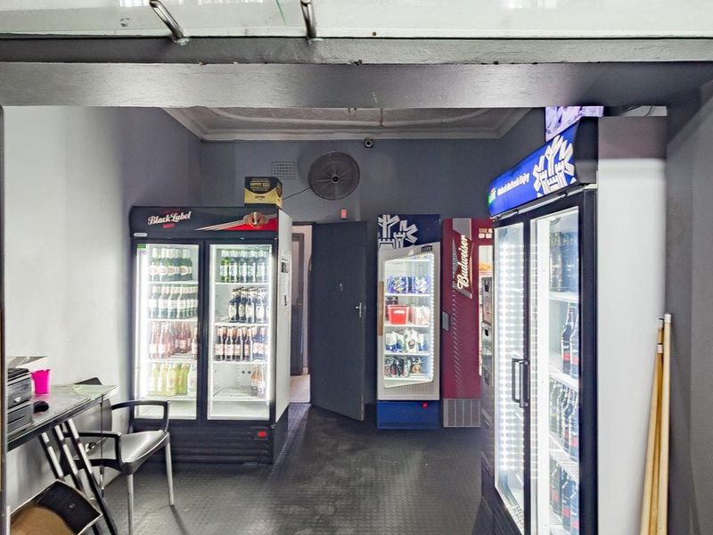PROPERTY FOR SALE – Fully Licensed Sports Bar & Entertainment Venue  - Photo 9