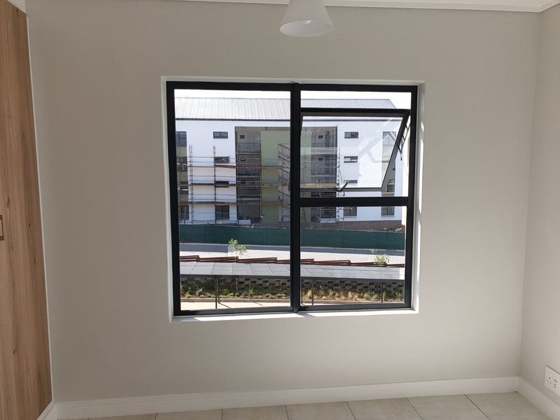1 Bedroom | 1 Full Bathroom First-Floor Apartment for Sale in Greenlee, Linbro Park - Photo 7