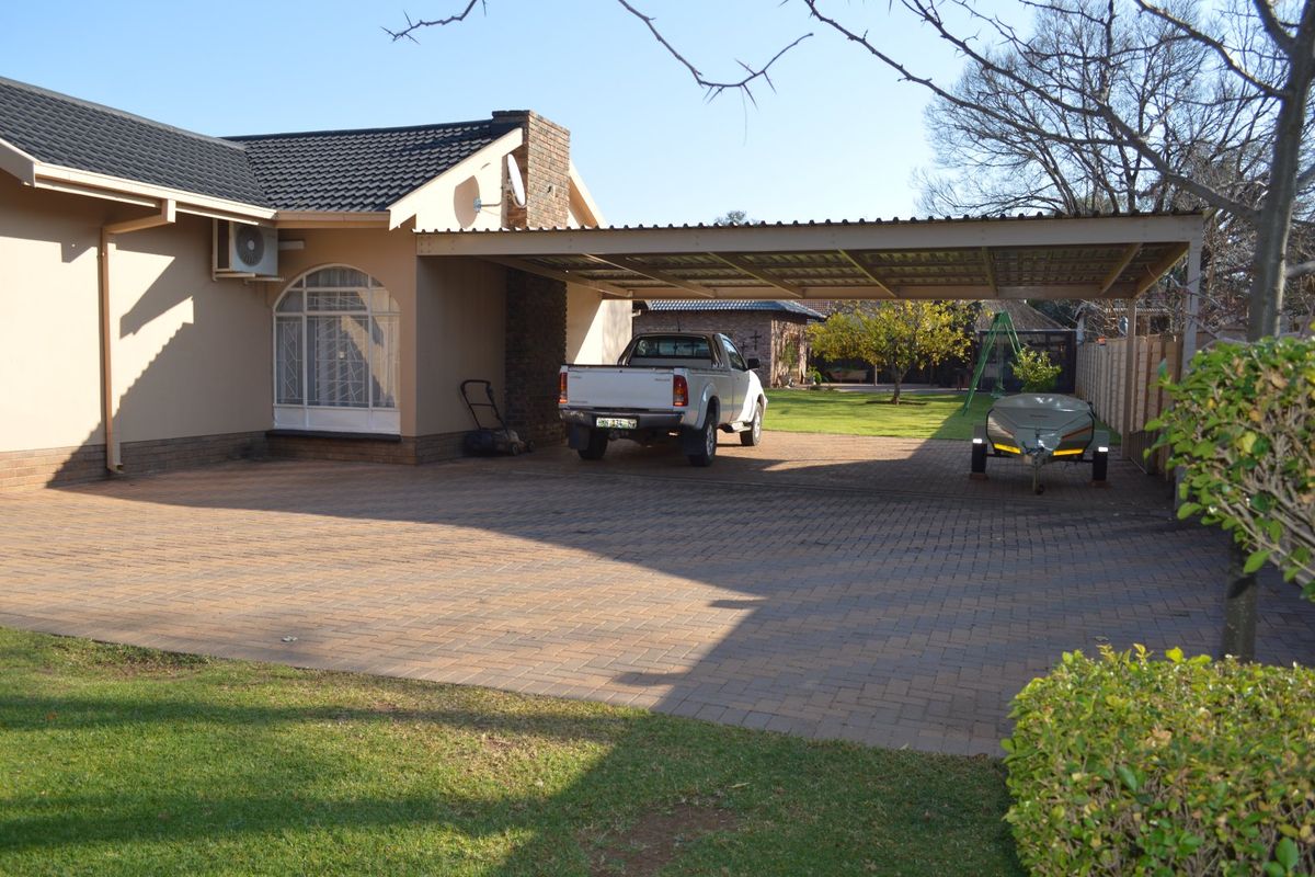 Exceptional Versatility in a Prime Flamwood Position - Photo 5