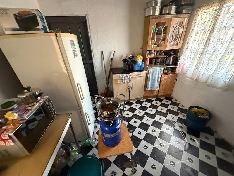 Why Rent When You Can Own!!! - Photo 7