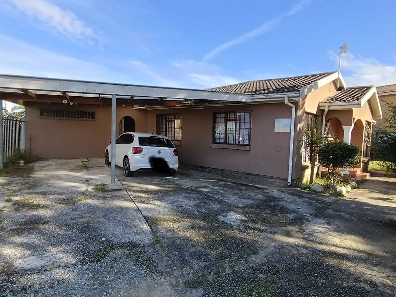 Stunning 3-Bedroom Home with Flatlet in Delville Park, George - Photo 4