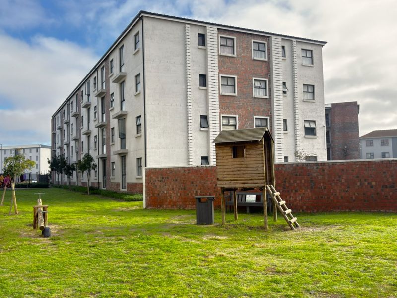 Investment Opportunity | Secure 2-Bedroom Apartment Near UWC & CPUT - Photo 1