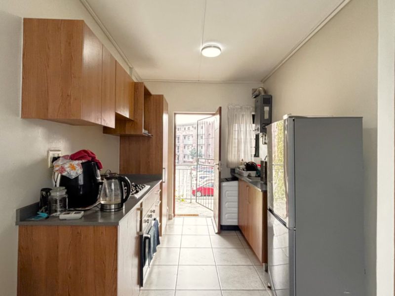 Investment Opportunity | Secure 2-Bedroom Apartment Near UWC & CPUT - Photo 7