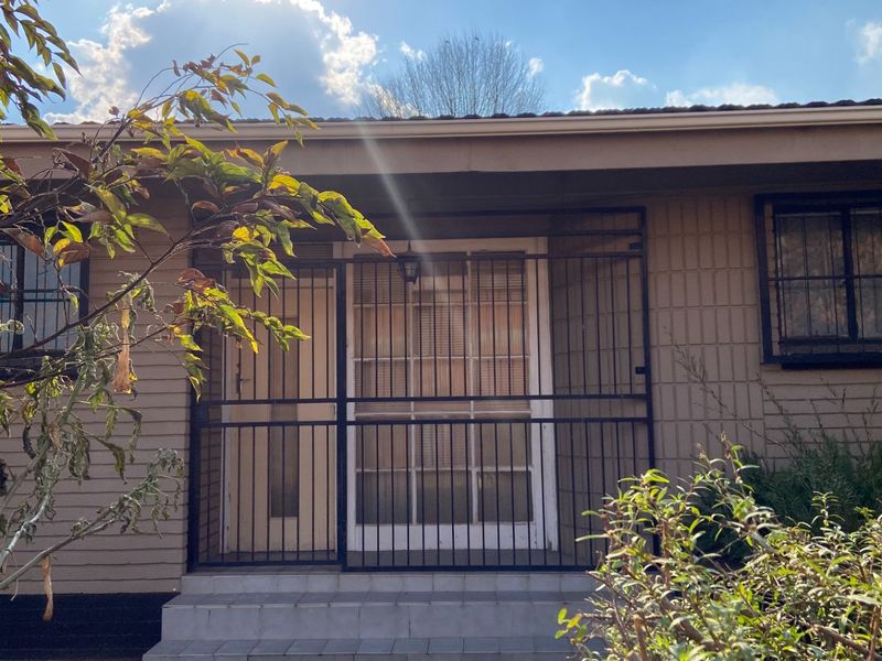 Exceptional Family Home with Granny Flat and Outstanding Entertainment Features - Photo 1
