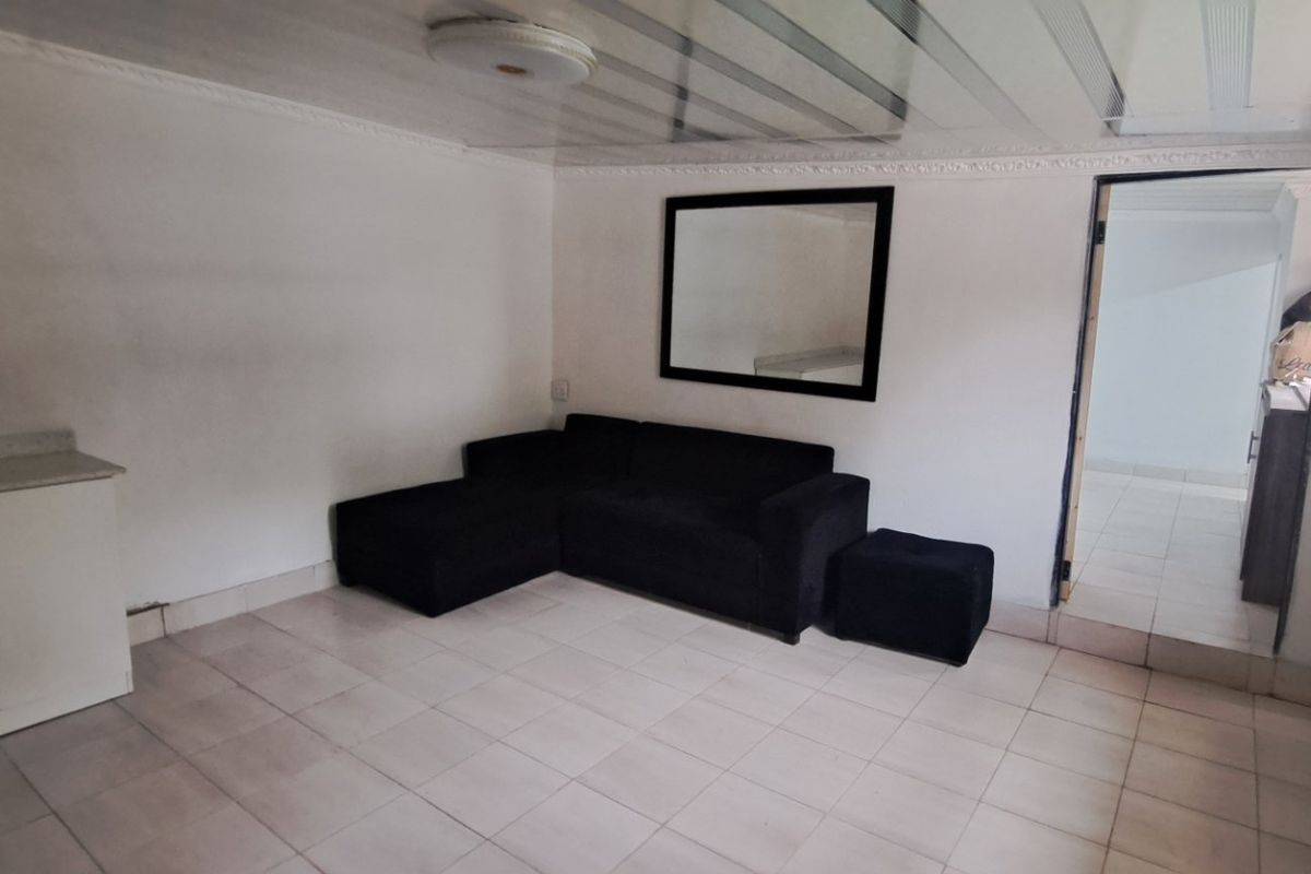 Charming Cottage to Rent in a Prime Location - Photo 3