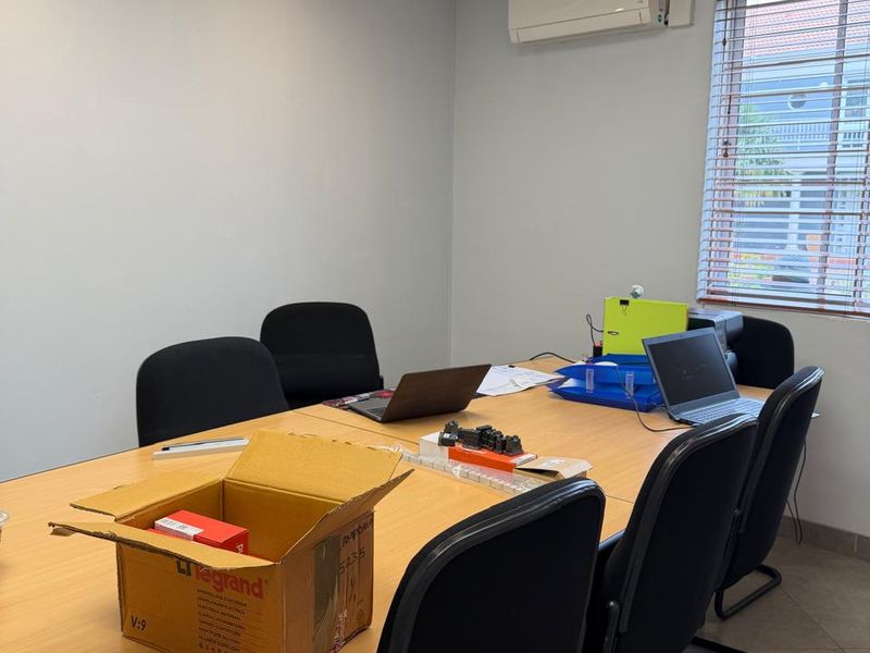 Prime 104m2 Office Suite for Sale in Secure Bedfordview Business Park - Photo 5
