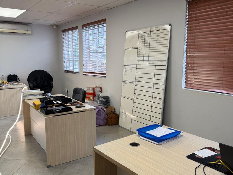 Prime 104m2 Office Suite for Sale in Secure Bedfordview Business Park - Photo 7