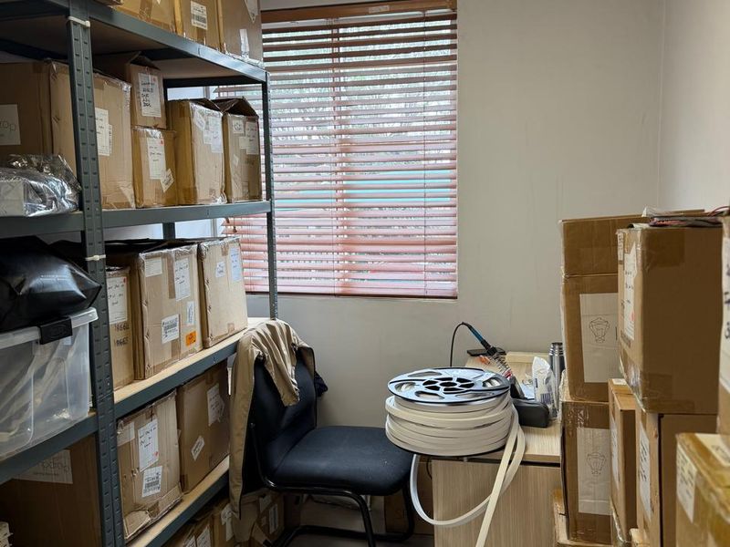 Prime 104m2 Office Suite for Sale in Secure Bedfordview Business Park - Photo 4