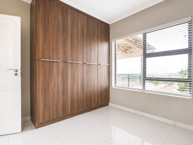 Newly Renovated 2 Bedroom Apartment To Rent in Karita Complex, Radiokop - Photo 9