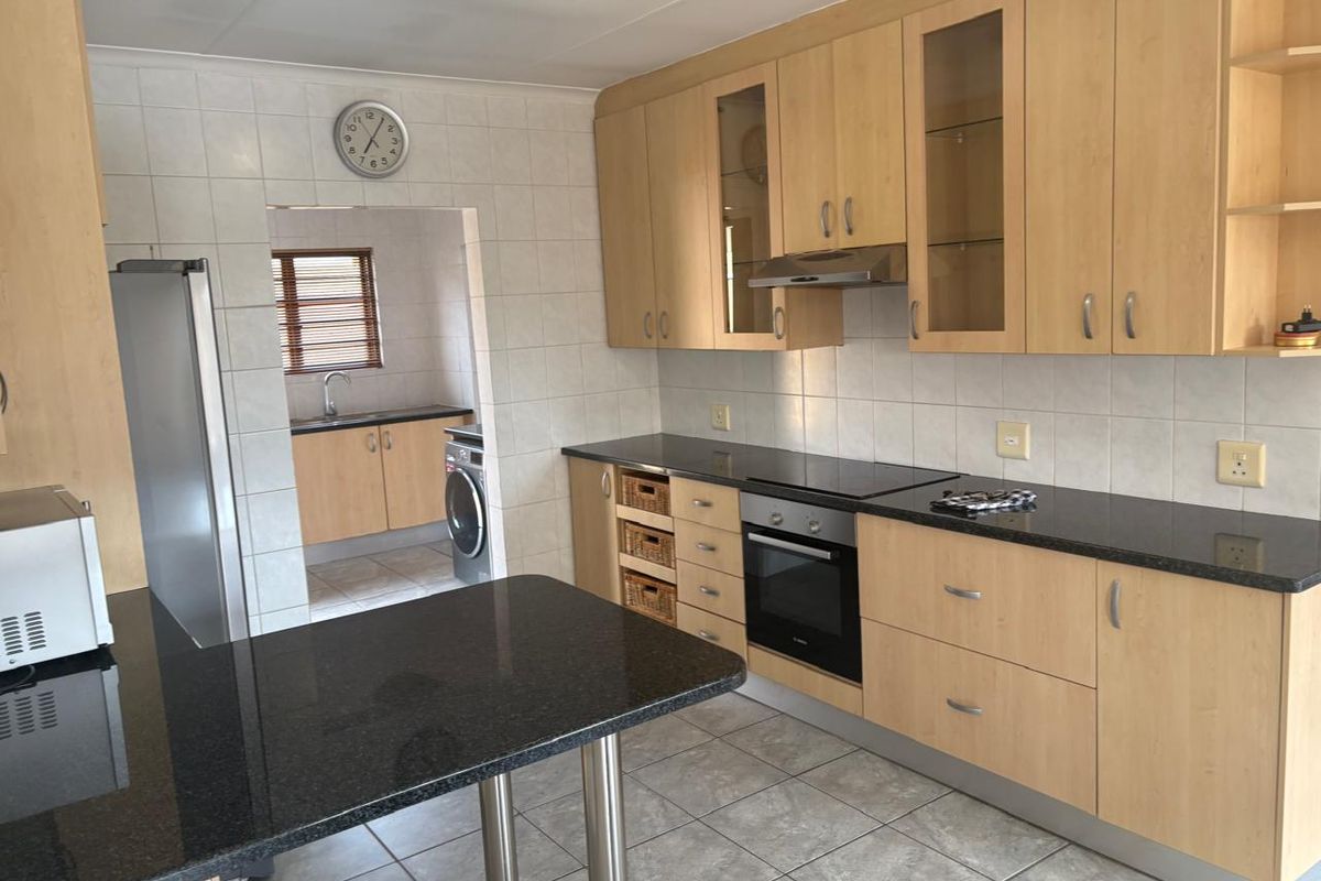 Modern 3-Bedroom Executive Home in Secure Estate - Photo 3